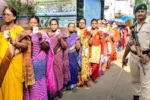 Voting LIVE – सुबह 9 बजे तक पश्चिम बंगाल में 18.76% और तमिलनाडु में 17.96% वोटिंग