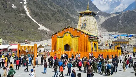 केदारनाथ मंदिर में सख्त नियम लागू