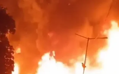 रोहिणी इलाके में लगी भीषण आग, एक ही परिवार के 3 लोग जिंदा जले