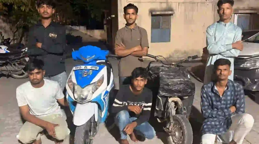 सड़कों पर