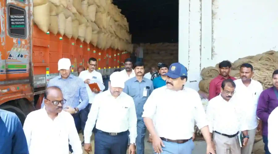 आयुक्त ने रबी धान खरीद में तेजी लाने के निर्देश दिए