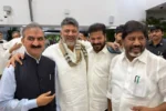 Hyderabad : केरल मुख्यमंत्री के शपथ ग्रहण समारोह में पहुंचे रेवंत रेड्डी और भट्टी विक्रमार्का