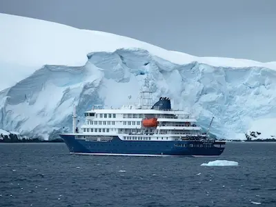 Cruise Ship