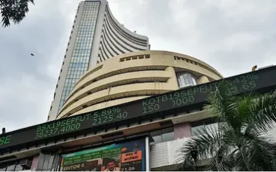 Sensex : सेंसेक्स 50 अंक चढ़कर 76,050 पर पहुंचा, निफ्टी भी मजबूत