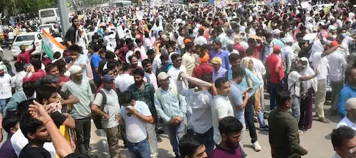 पटना में हंगामा