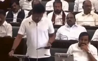 Tamil Nadu: तमिलनाडु विधानसभा में घमासान