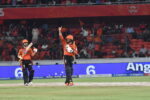 SRH VS RCB MATCH : उप्पल स्टेडियम में RCB vs SRH क्रिकेट मैच की ताज़ा तस्वीरें