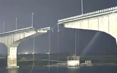 Bihar- भागलपुर में बड़ा हादसा : विक्रमशिला सेतु का हिस्सा गंगा में गिरा, सीमांचल से संपर्क बाधित