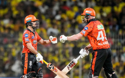 SRH vs RCB Live Score : हैदराबाद के बल्लेबाज़ों का तूफान, आरसीबी के सामने 256 रन लक्ष्य