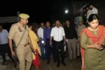 बरेली में पानी की टंकी गिरी, मलबे में दबे ग्रामीण